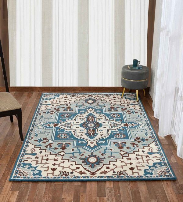 Blue Traditional Wool 6 ft x 9 ft Hand Tufted Carpet