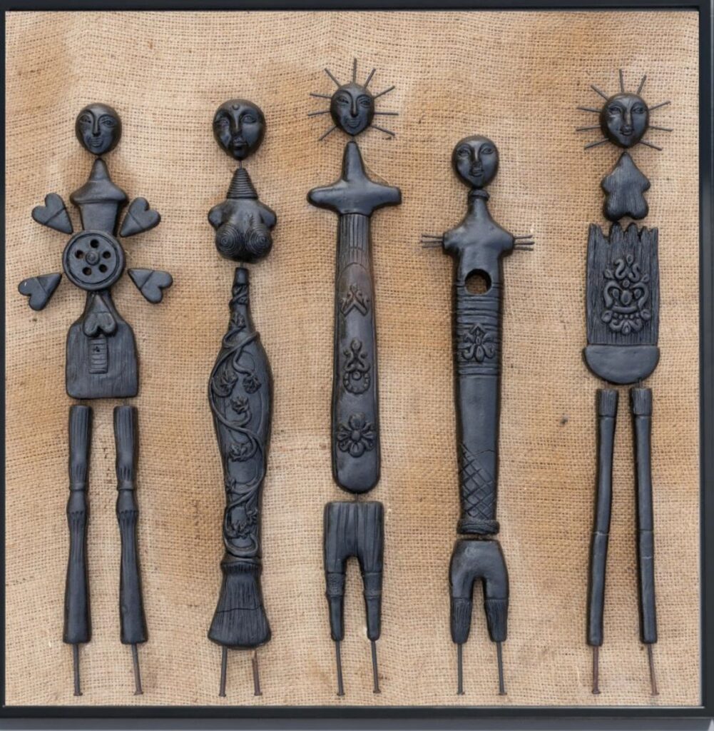 Wekarigar - Abstract five star Tribal Figurines