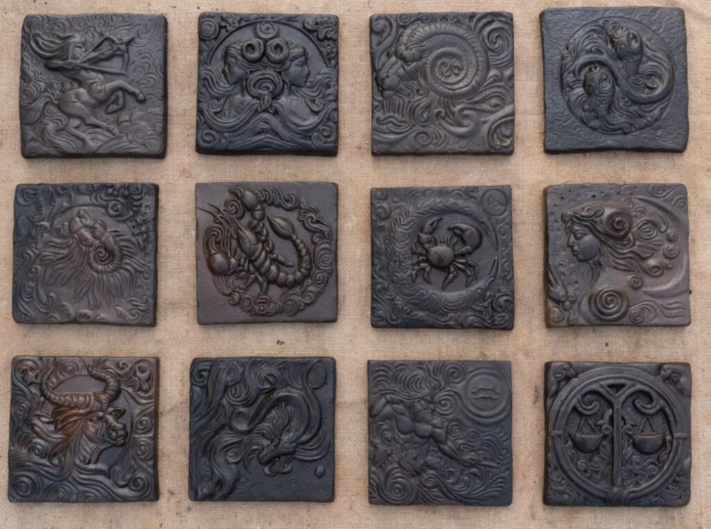 Wekarigar - Zodiac sign tile
